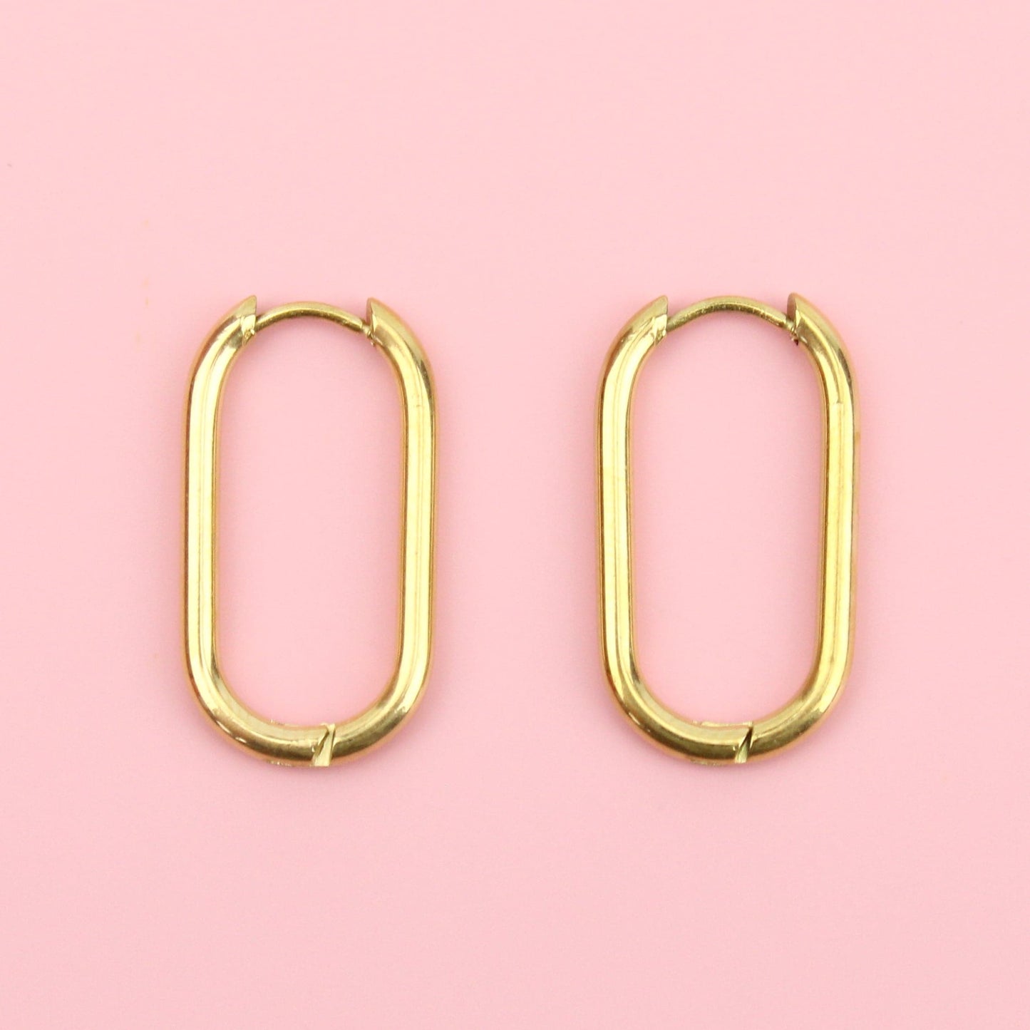 Small Oval Hoop Earring (Gold Plated)